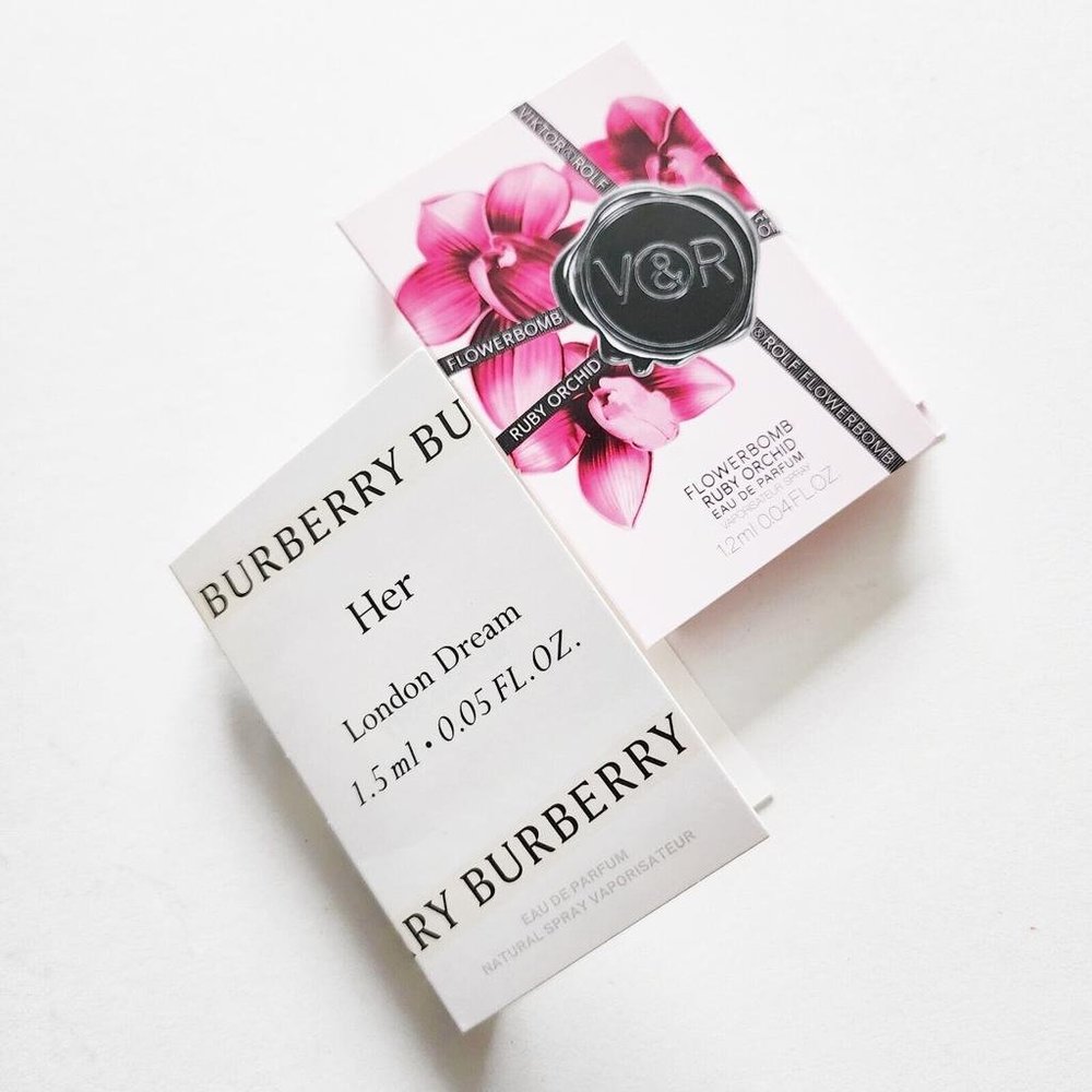 BURBERRY Her London Dream Eau de Parfum + Victor & Rolf Flowerbomb Sample Vials